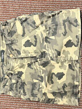 American Bazi Camo Skirt Size S